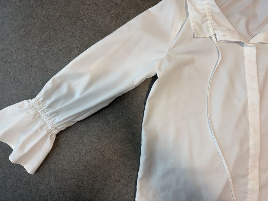 UNITED ARROWS フリルカラー フレア袖ブラウス ホワイト FREE