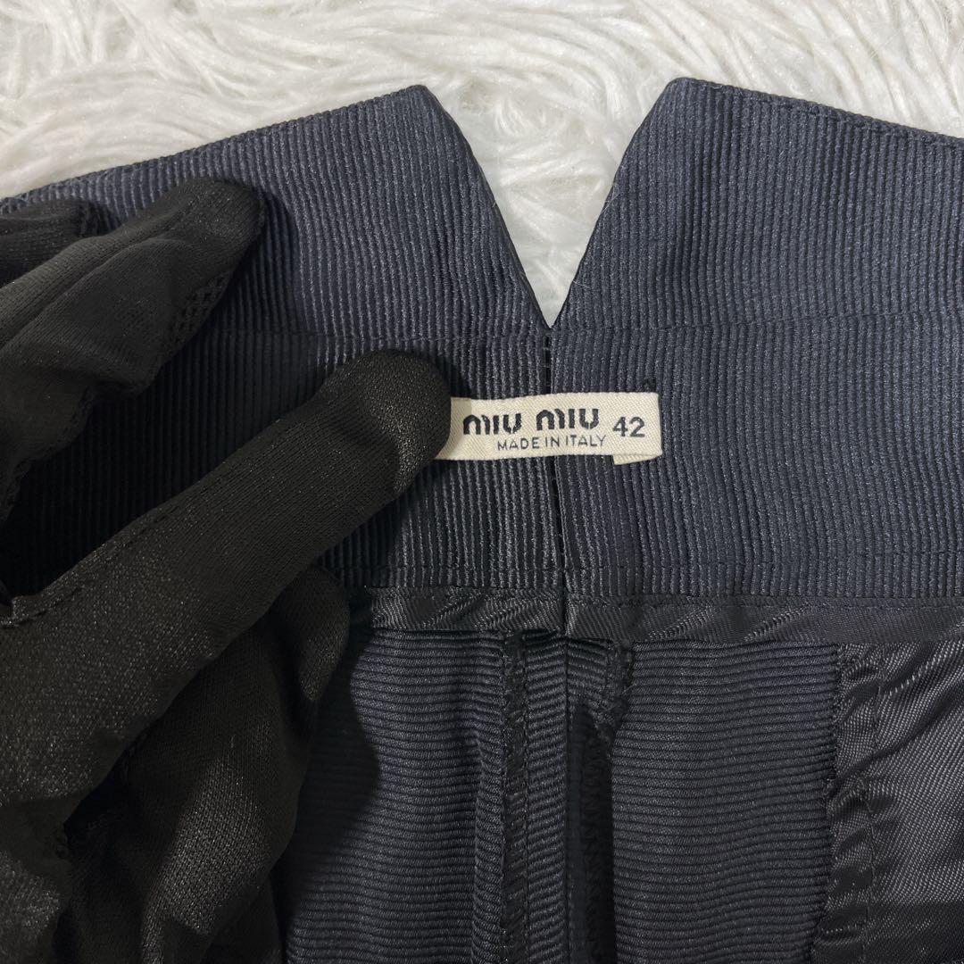 MIU MIU ミュウミュウ ハーフパンツ ショートパンツ シルク100%