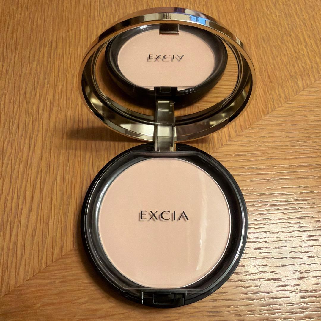 アルビオンエクシア　セレスティアルベール　フェイスパウダー　NA01 ケース付