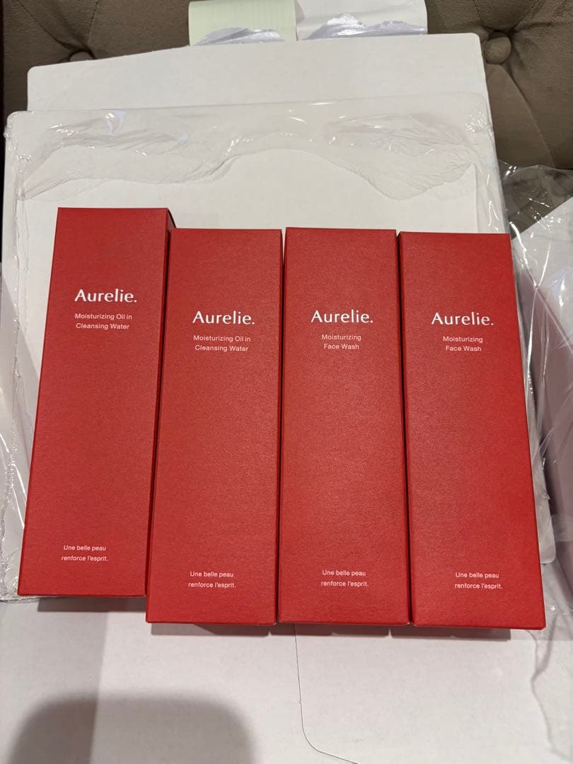 Aurelie モイスチャライジングオイルクレンジング 4本セット