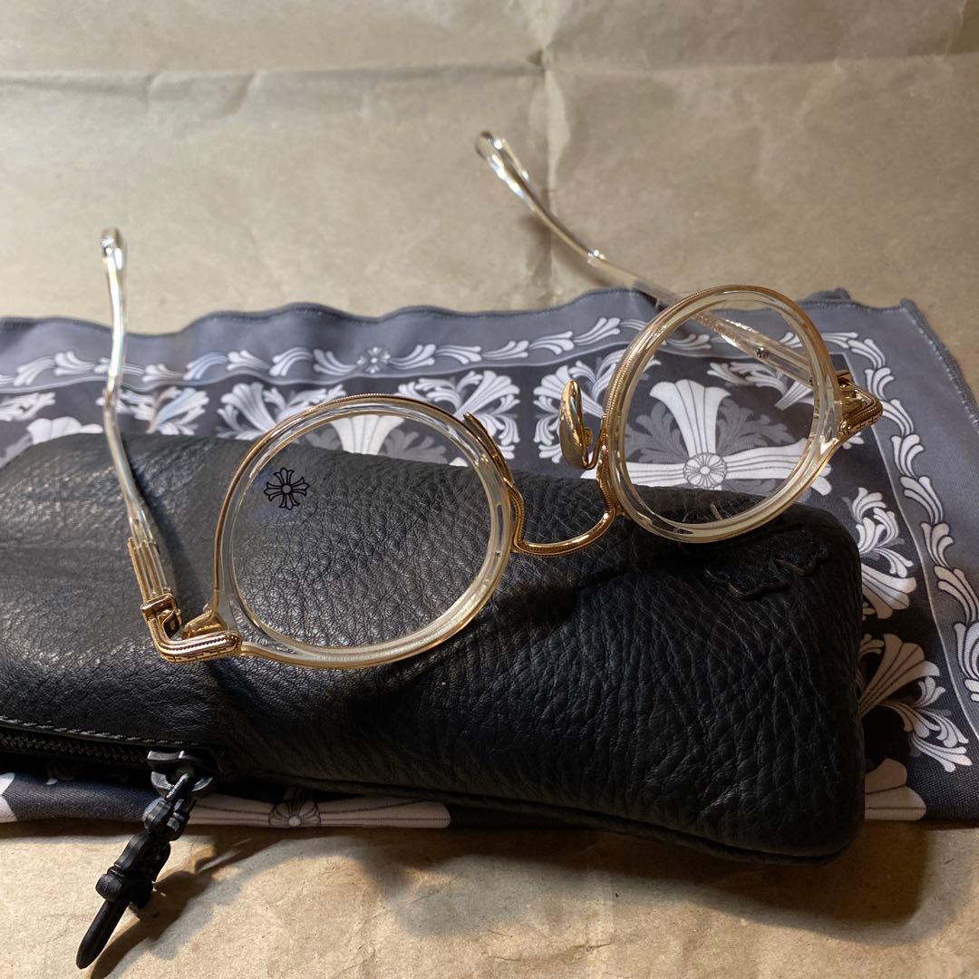 クロムハーツ　メガネ、度なし伊達メガネ( サングラスレンズや眼鏡取付可能 )。