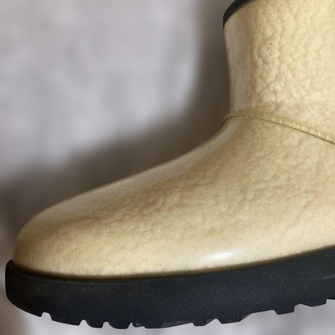 UGG クリーム色 ショートブーツ　レインブーツ