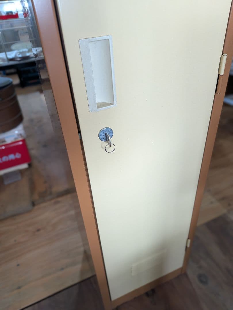 レトロカラー　スチールロッカー