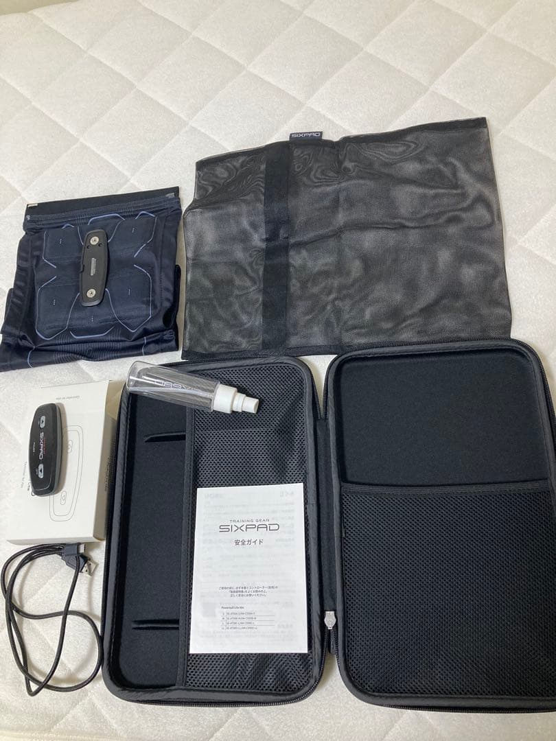 SIXPAD Powersuit EMSトレーニング