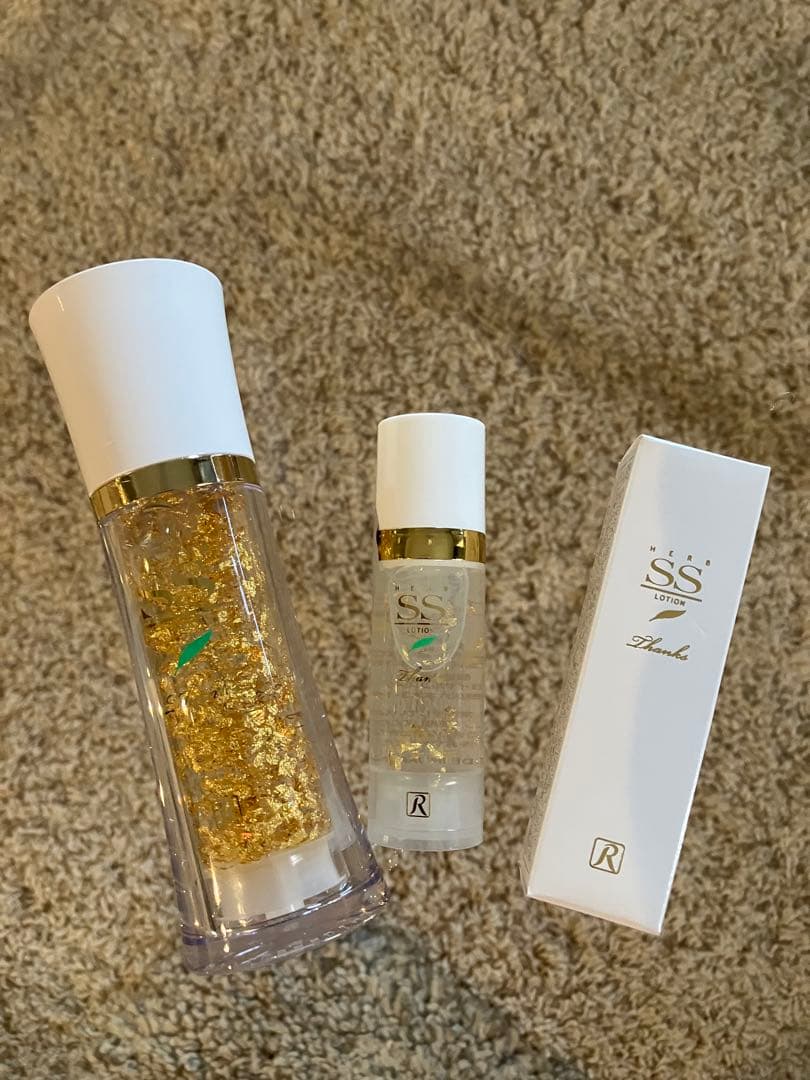 ロイヤル化粧品　SSクリーム35g×1本、SSローション15ml×2本　新品