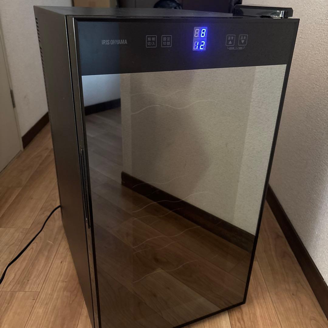 ワインセラー　IRIS OHYAMA