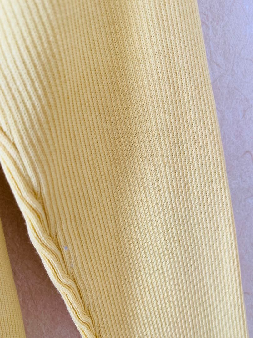 【専用】新品　トッカ　tocca 袖リブ　刺繍柄襟　カットソー　160