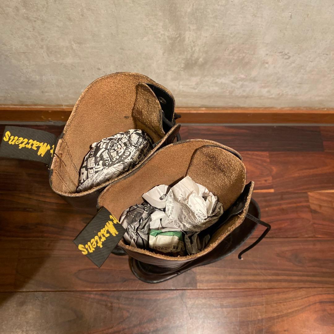 ドクターマーチン20ホール