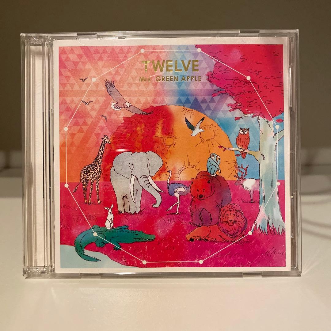 TWELVE 初回限定版　帯なし