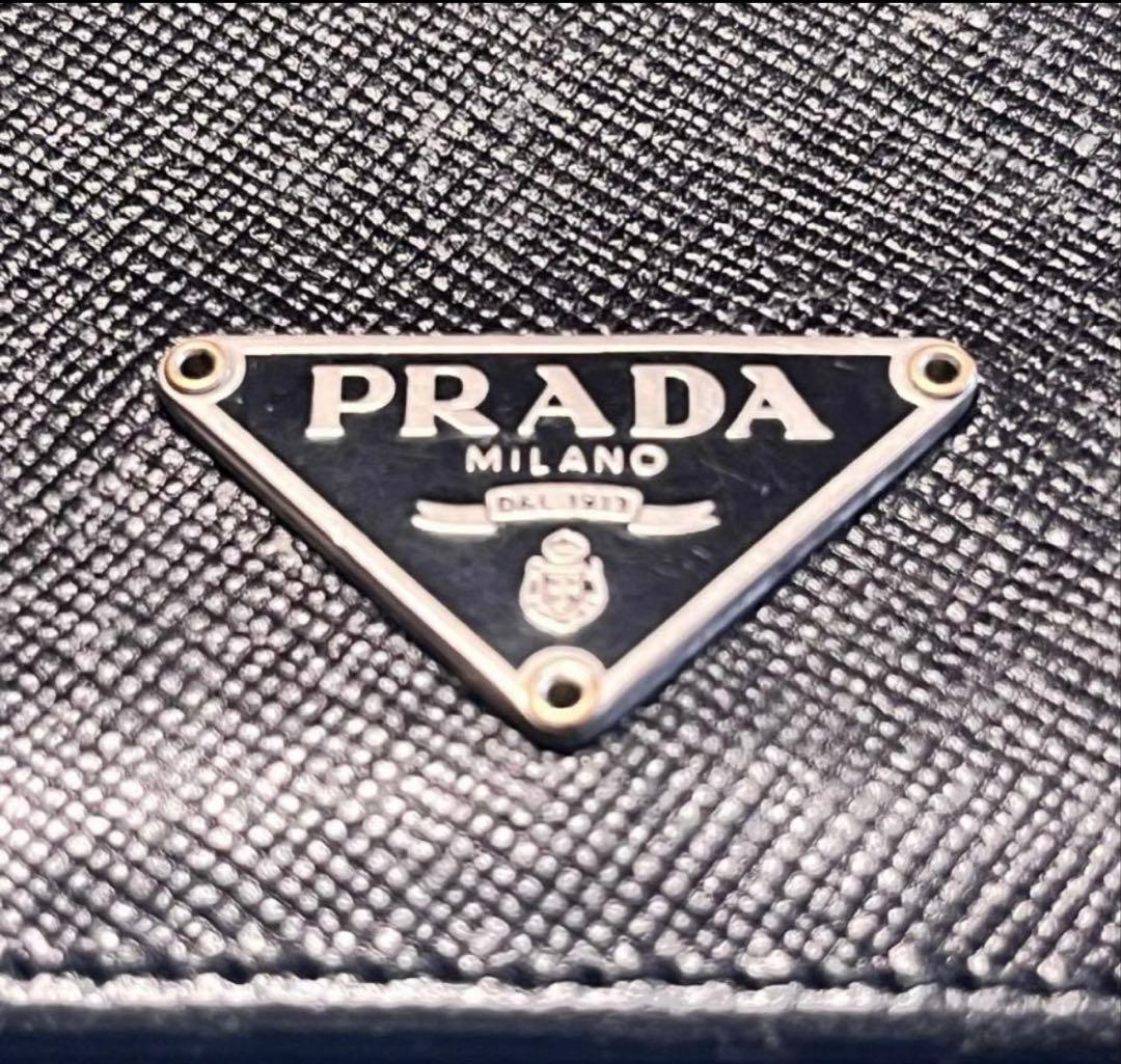 き*様 PRADA 名刺入れ　サフィアーノ