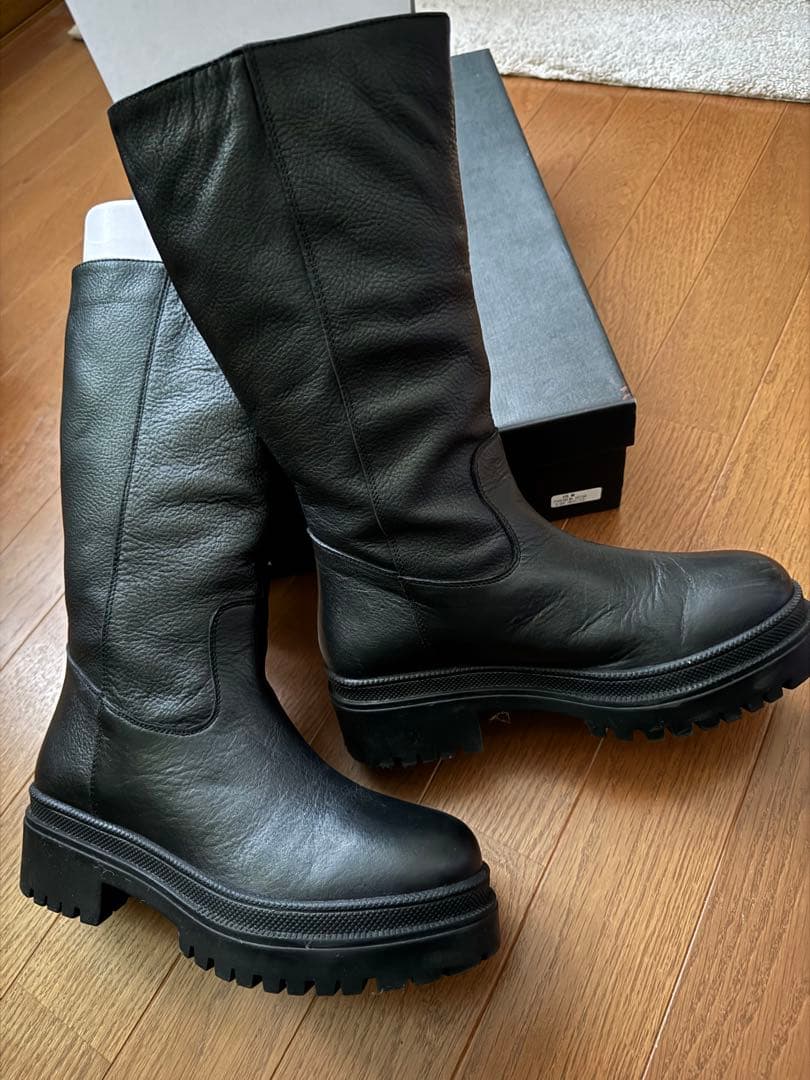 ギャルリーヴィー　レザーロングブーツ