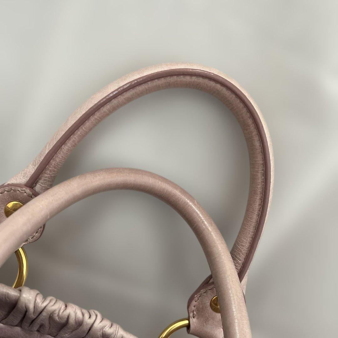 ミュウミュウ VITELLO LUX ショルダーバッグ　ピンク ベージュ