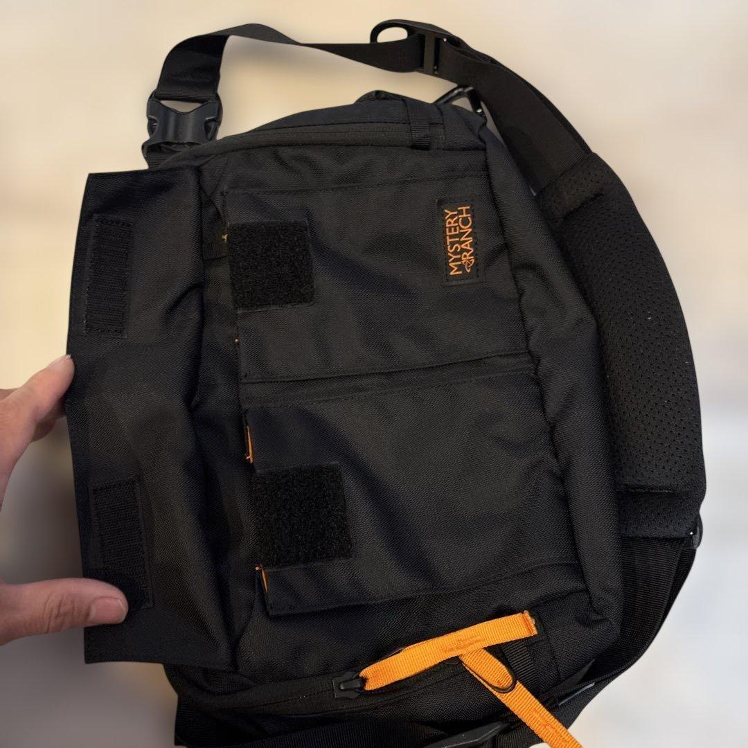 MYSTERY RANCH ブラック ショルダーバッグ