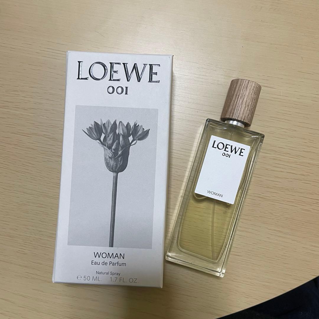 LOEWE 001 WOMAN エッセンスオードパルファム 50ml