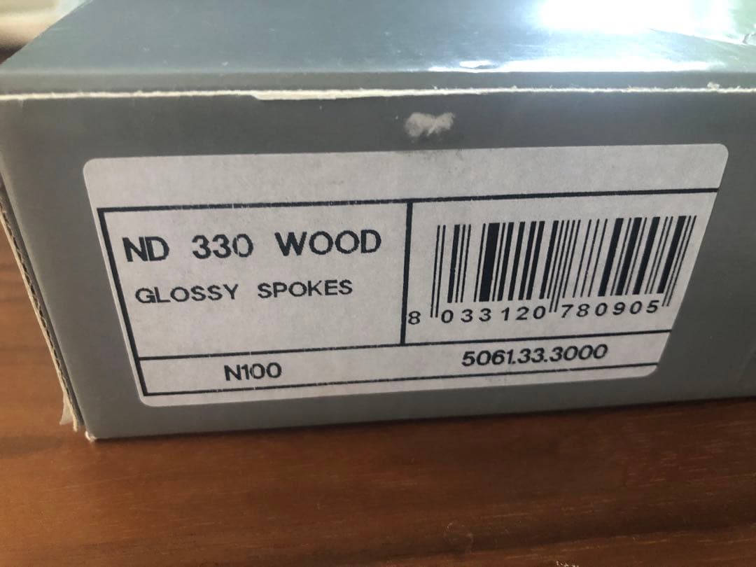 ナルディ　ハンドル　33パイ　ウッド　新品未使用