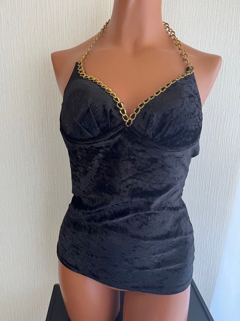 【正規品】【希少】 d.i.a. 背中ガン開きチャーム付きキャミトップス