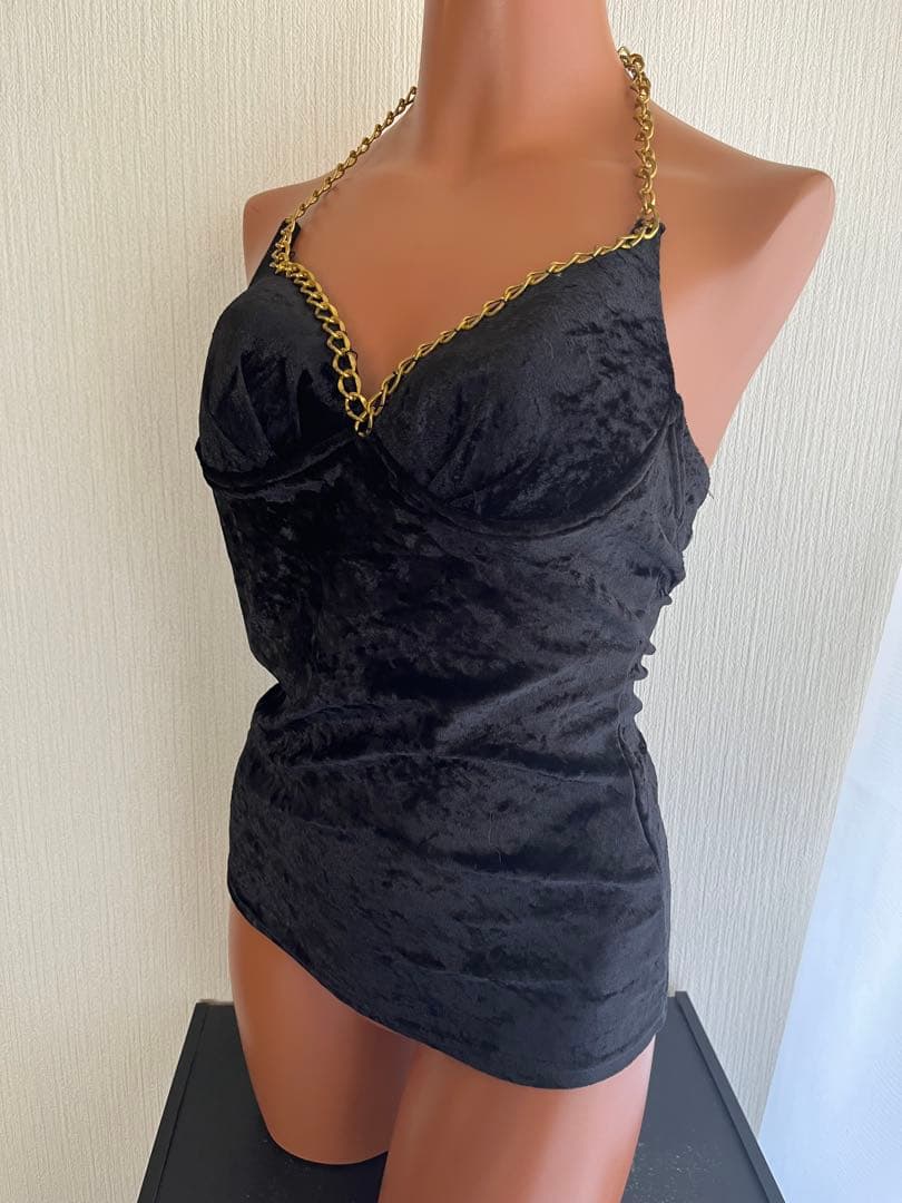 【正規品】【希少】 d.i.a. 背中ガン開きチャーム付きキャミトップス