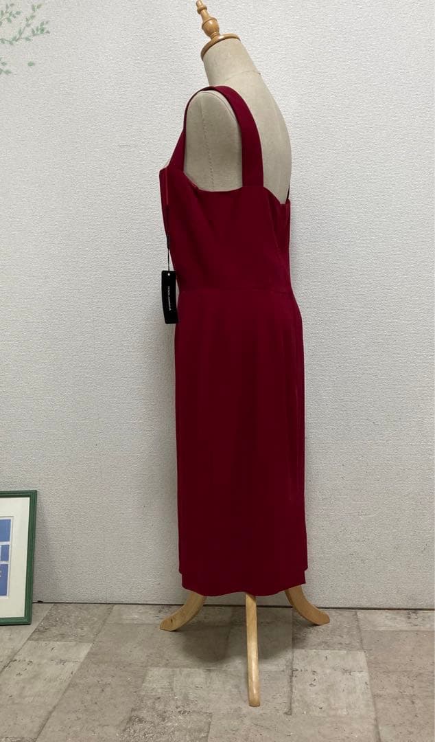 未使用タグ付　ドルチェ＆ガッバーナ　カクテルドレス 46 大きなサイズ　レッド