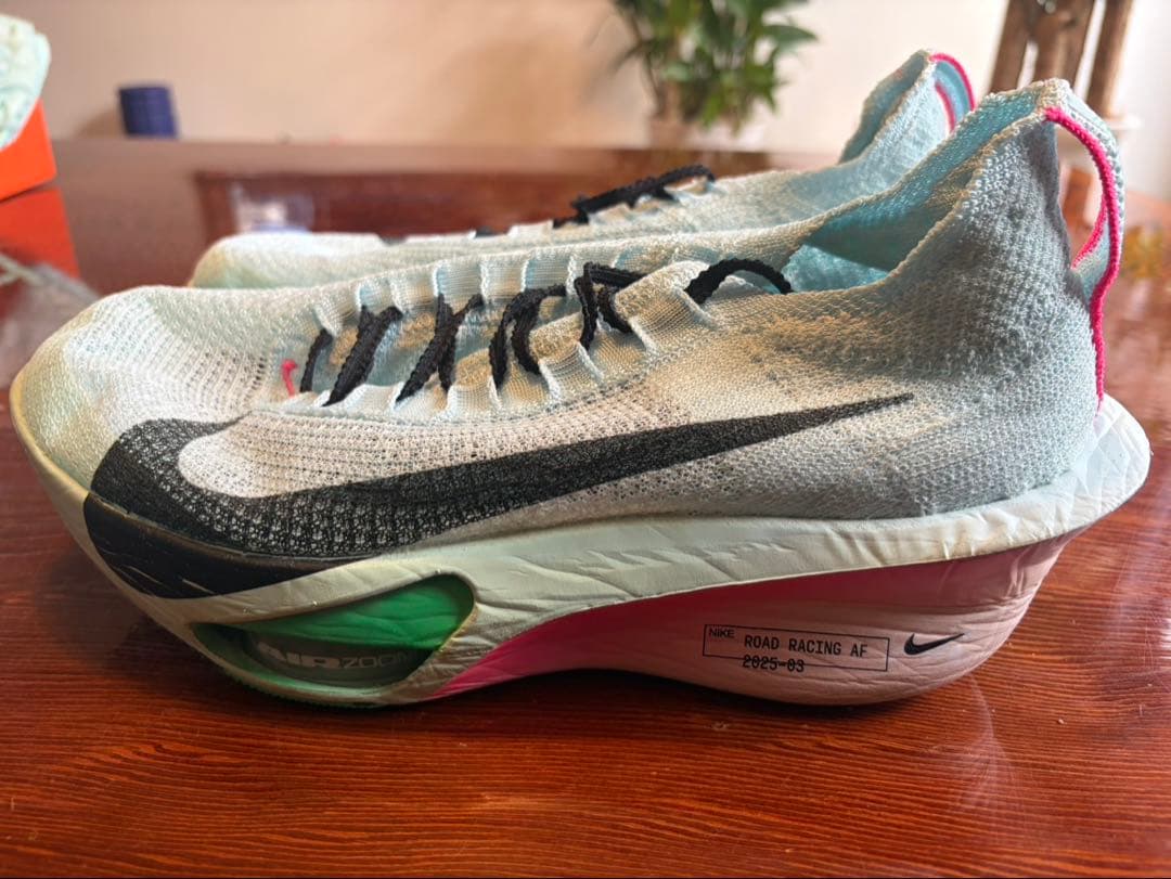 NIKE アフファフライ3 27cm