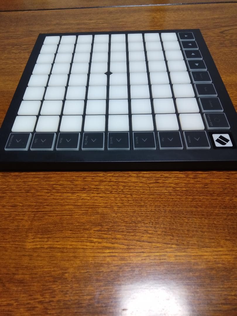 【Novation】 Launchpad X