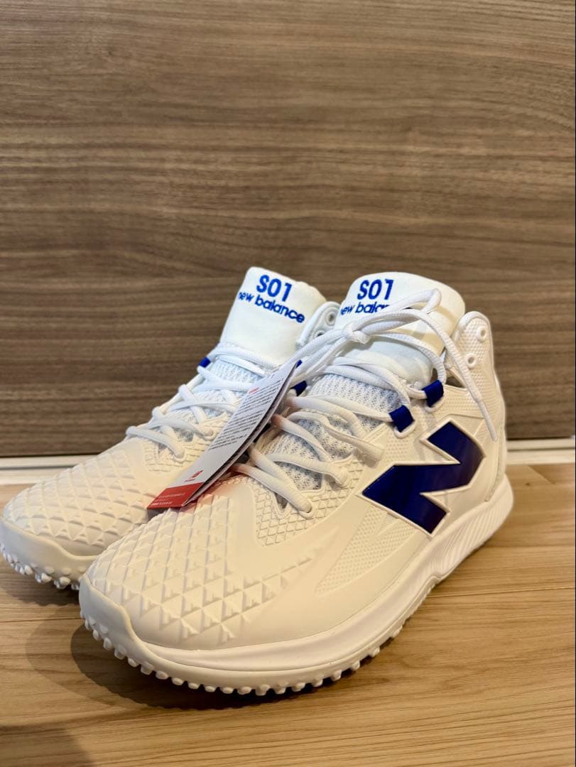 シューズ New Balance FuelCell Ohtani 1 Trainer 28