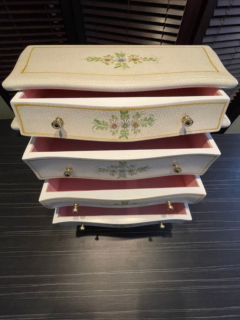 卓上チェスト　アンティーク調ヨーロピアン家具　小物入れ