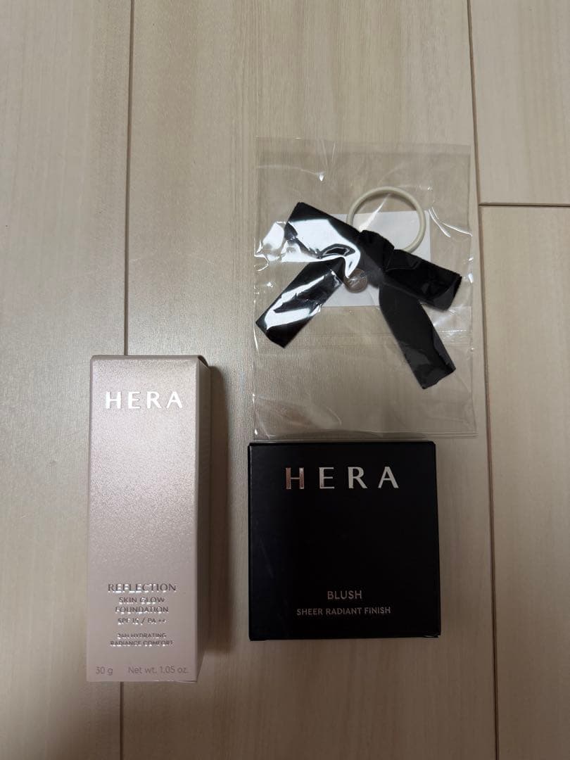 HERA リフレクションスキングロウファンデーション&ブラッシュ
