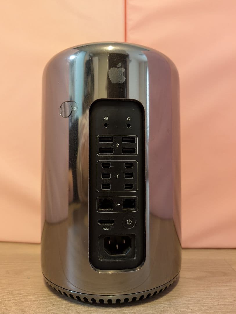Mac Pro Late 2013　ジャンク品