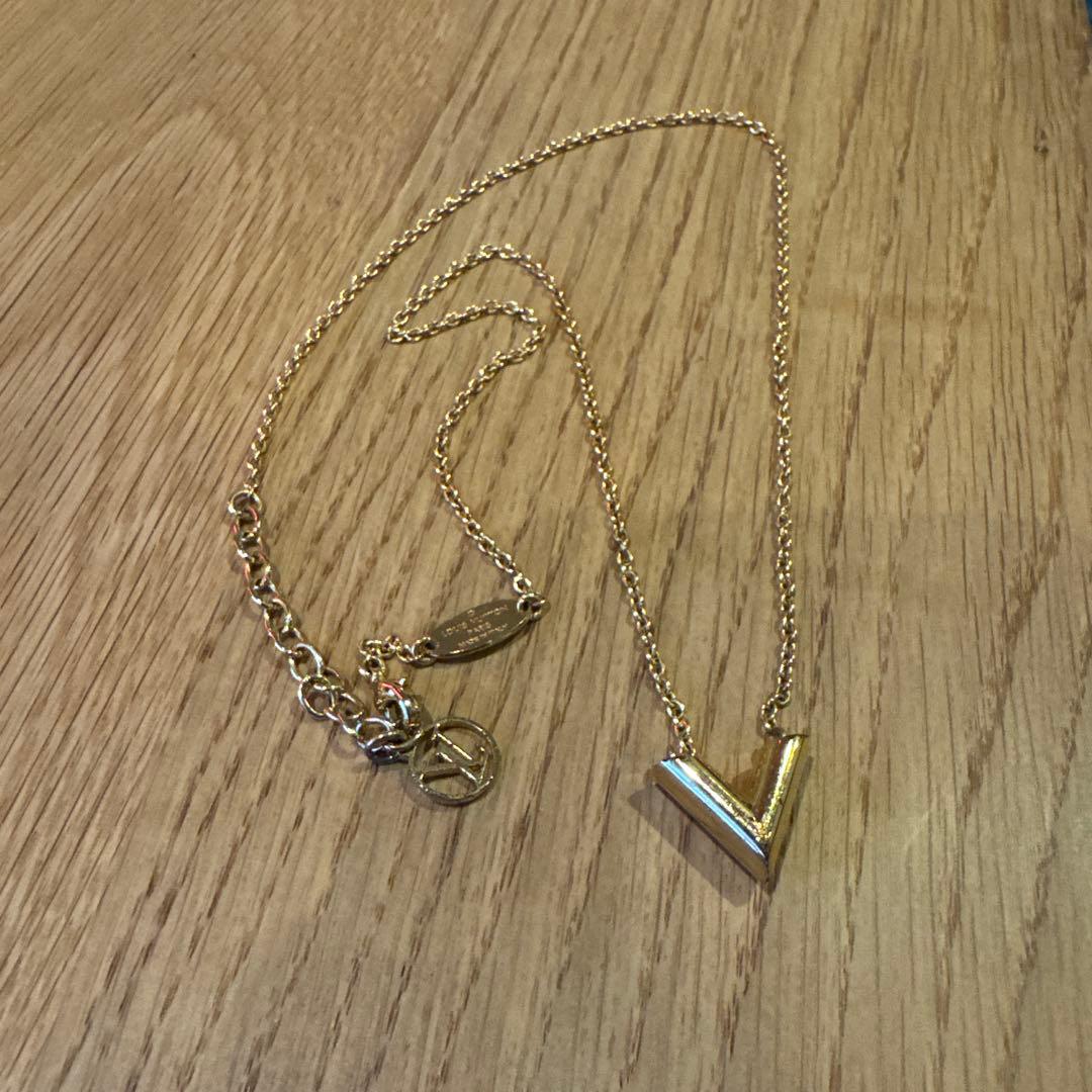 LV ネックレス