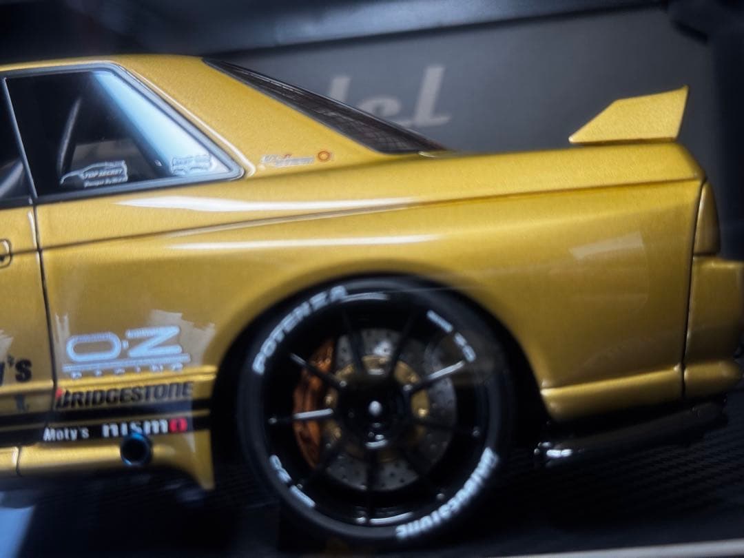 絶版希少 TOP SECRET GT-R (VR32) Gold