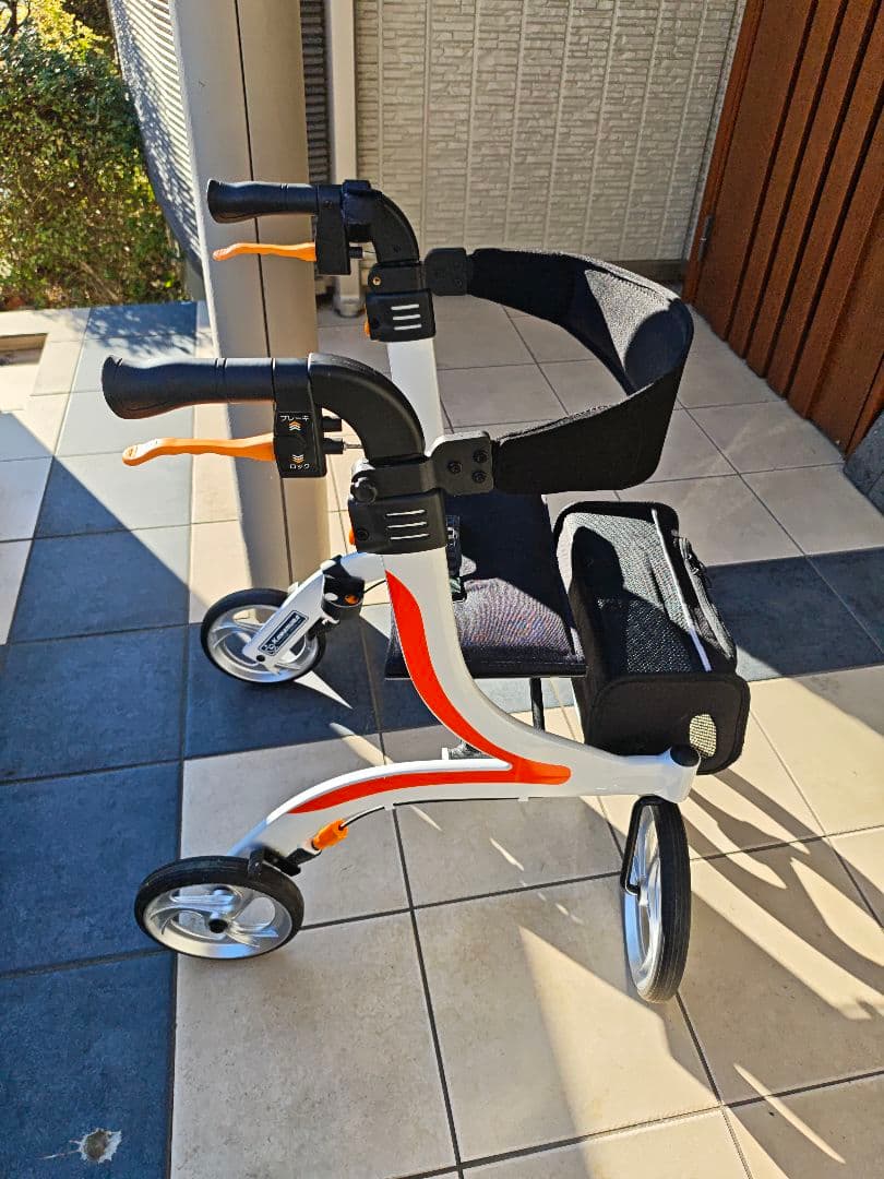 折りたたみ式歩行器 ホワイトオレンジ