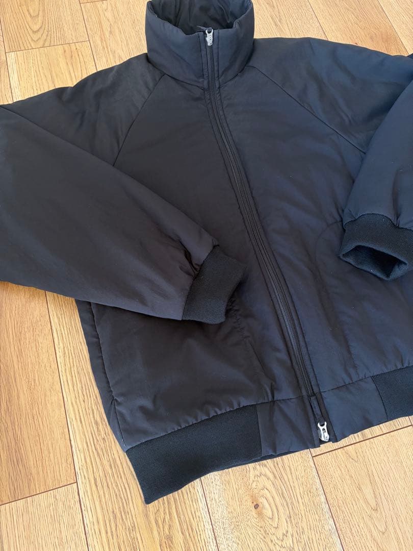 ジャケット・アウター ATON MAT AIRLY NYLON WOOL PADDED STAND