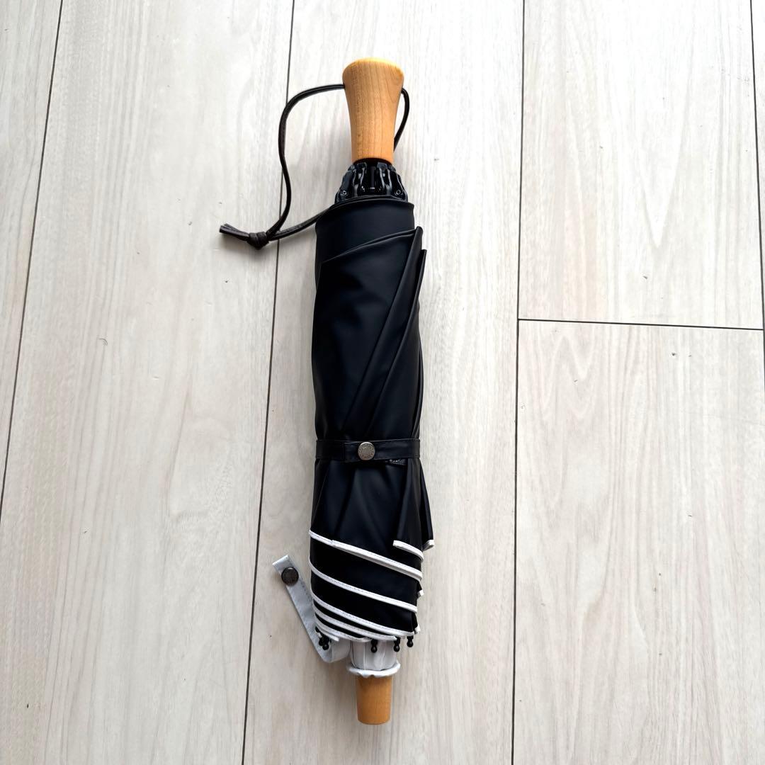 【新品】サンバリア100 折りたたみ日傘　２段折 / 無地　ホワイト　ストレート