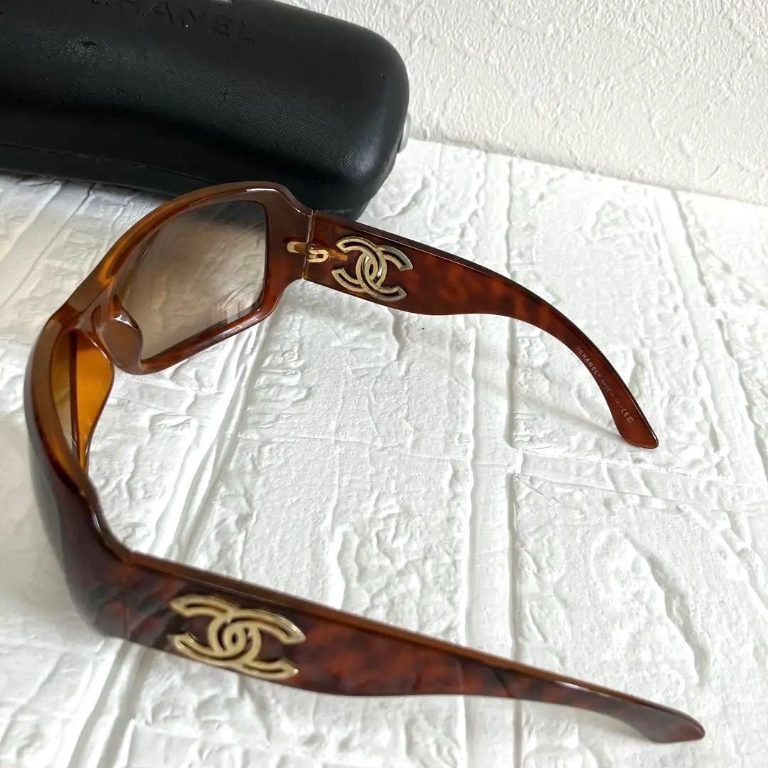 CHANEL シャネル　サングラス　ココマーク　ケース付き
