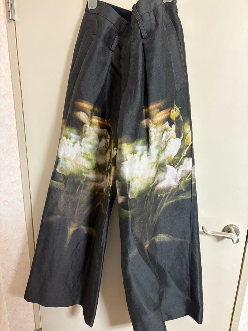 TAAKK フラワーワイドトラウザーズ　サイズ2