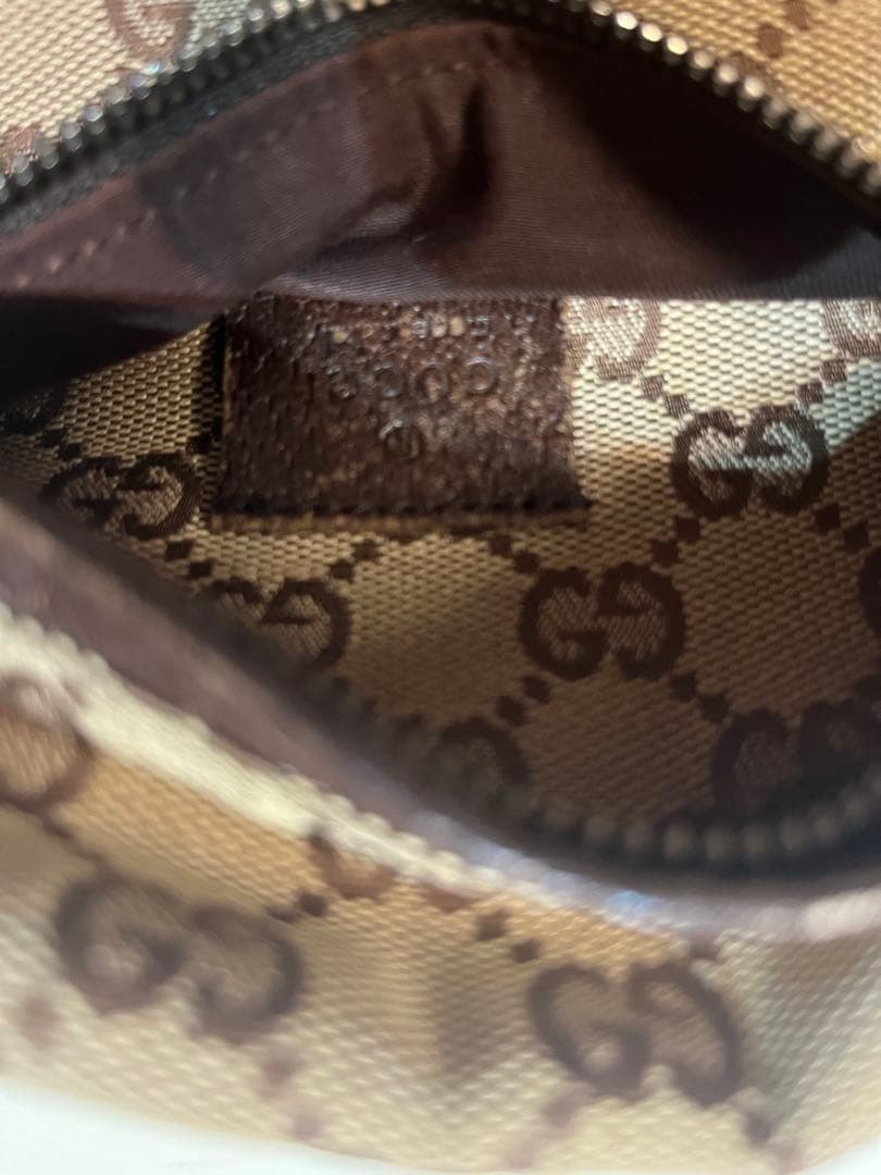 グッチ　ウエストバック