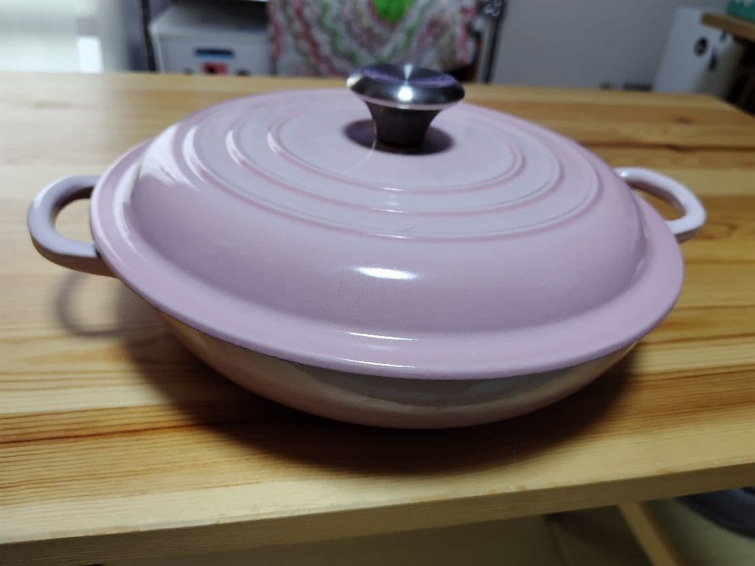 Le Creuset ピンク 両手鍋 ビュッフェ キャセロール ルクルーゼ 浅鍋