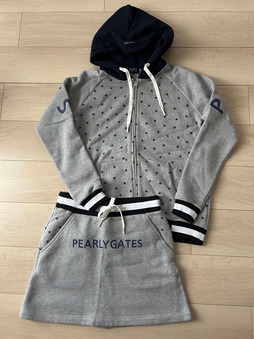 【未使用品】PEARLY GATES 星柄ジップアップパーカー※おまけスカート付