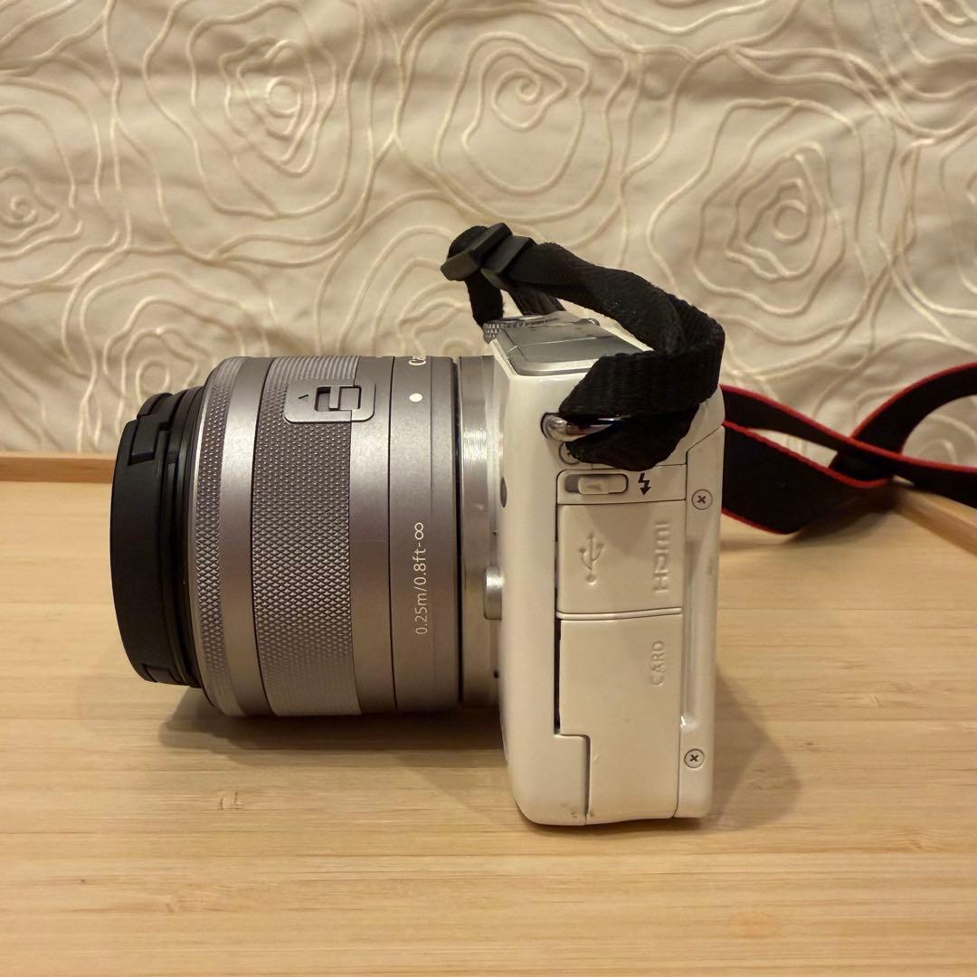 Canon EOS M10 ミラーレス一眼カメラ