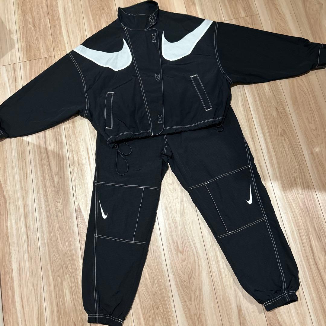 ⭐︎猫様 ナイキ ナイロンジャケット 上下 セットアップ ブラック ホワイト