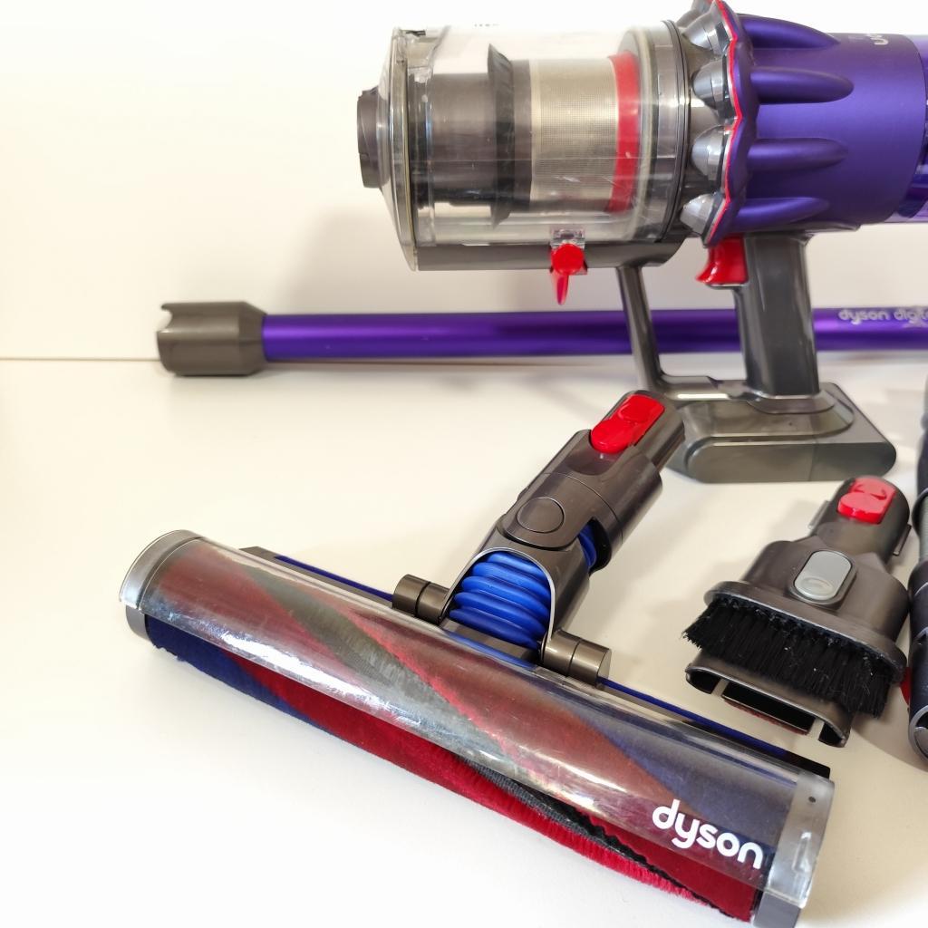 すぐ使える　Dyson SV18　掃除機 一式セット【動作確認済】　No175