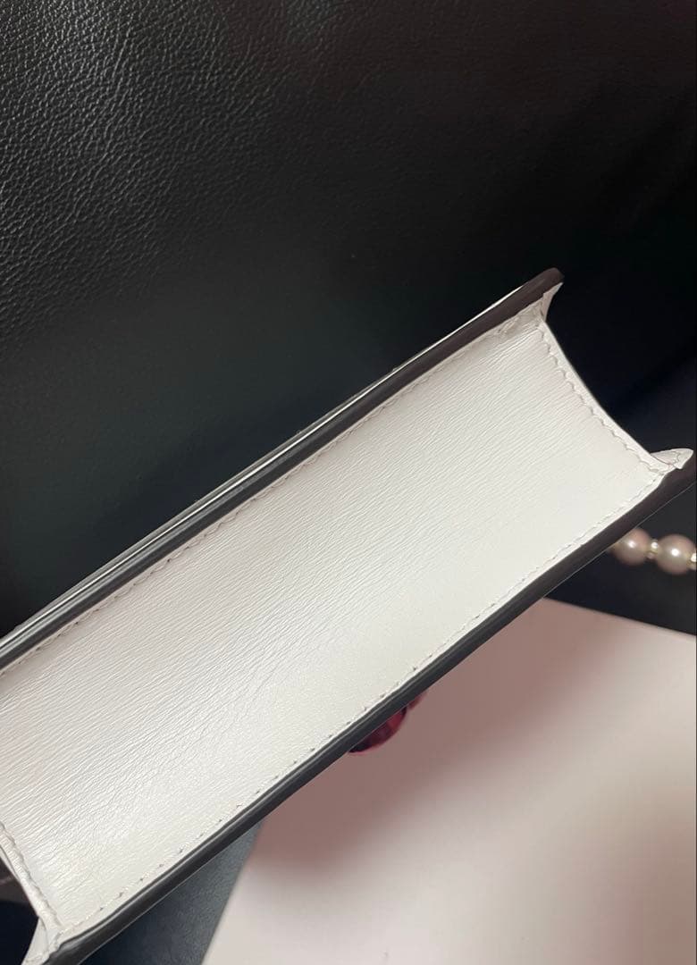 セーラームーン　JIMMY CHOO 原画　バッグ　ルナ　ジミーチュウ　コラボ