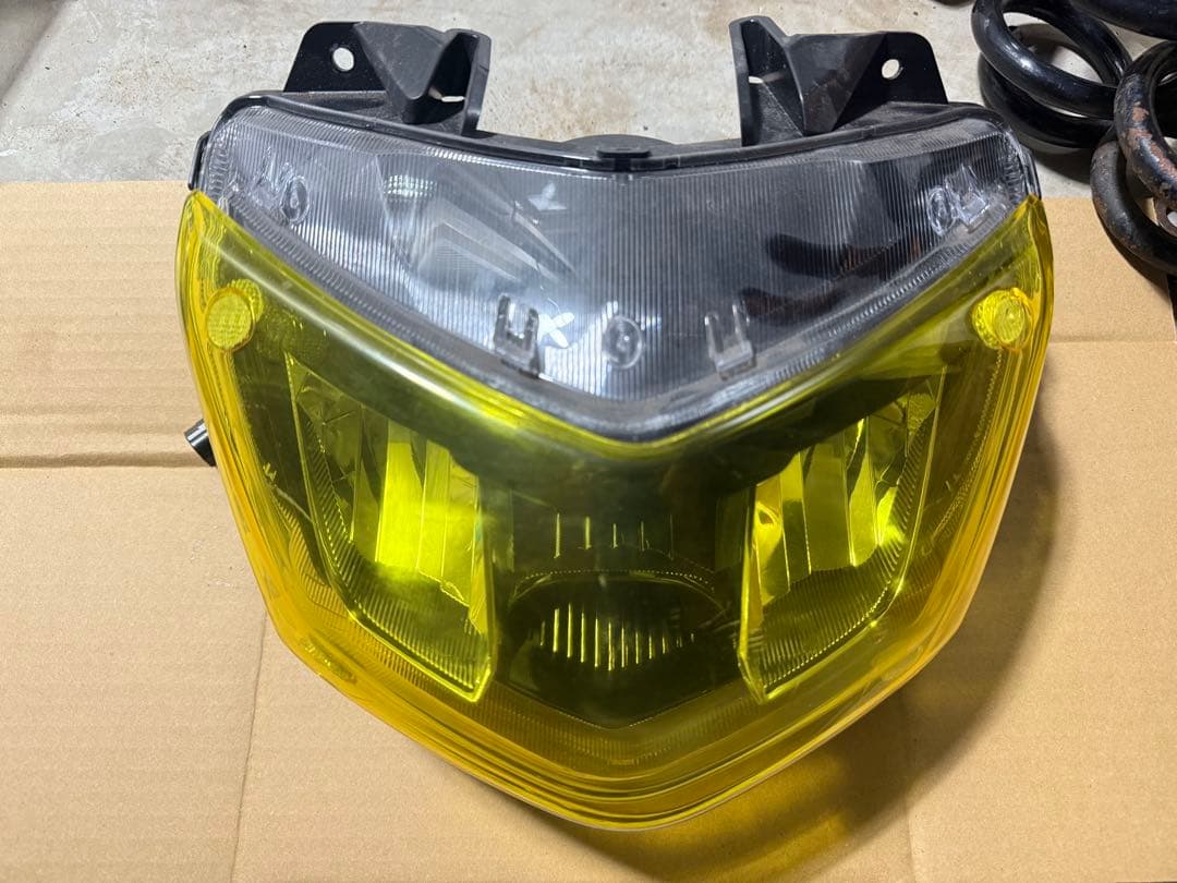 シグナスx5型　ヘッドライト