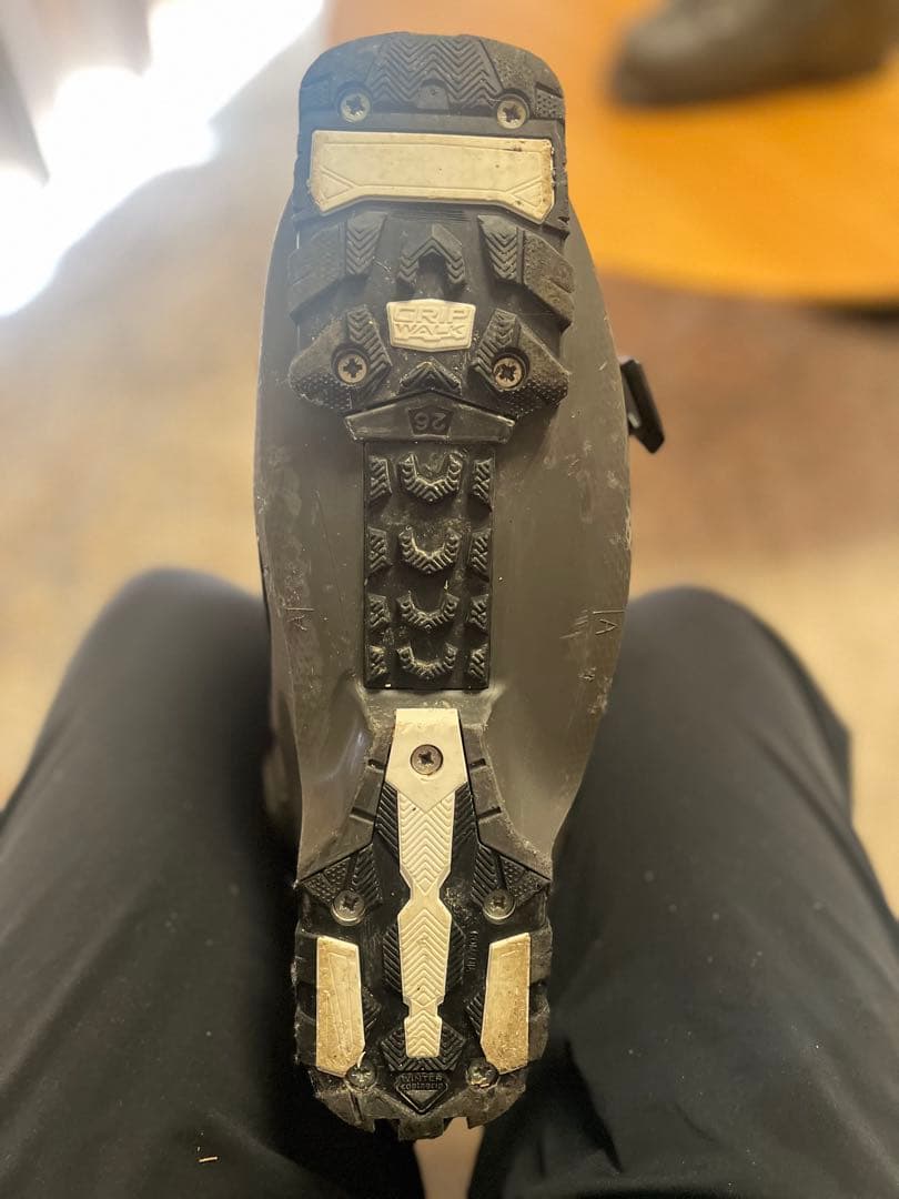 バックカントリースキー用サロモンスキーブ－ツ