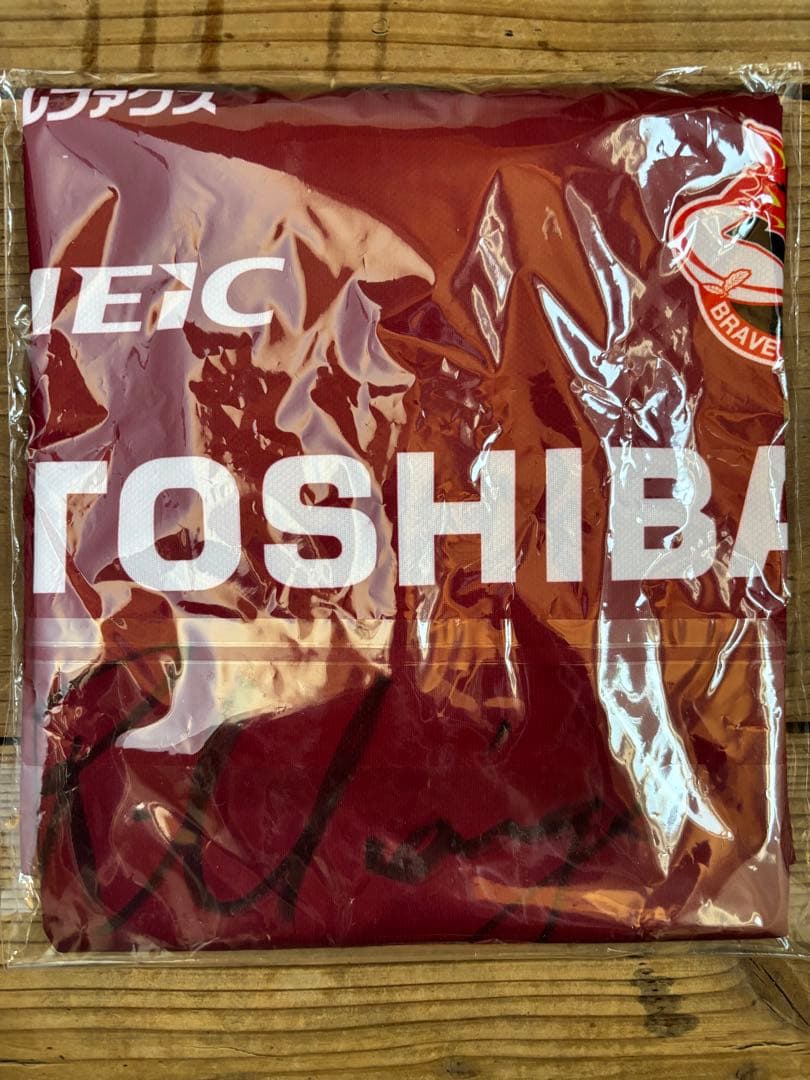 東芝ブレイブルーパス　ラグビーシャツ L リッチーモウンガ 直筆サイン入り