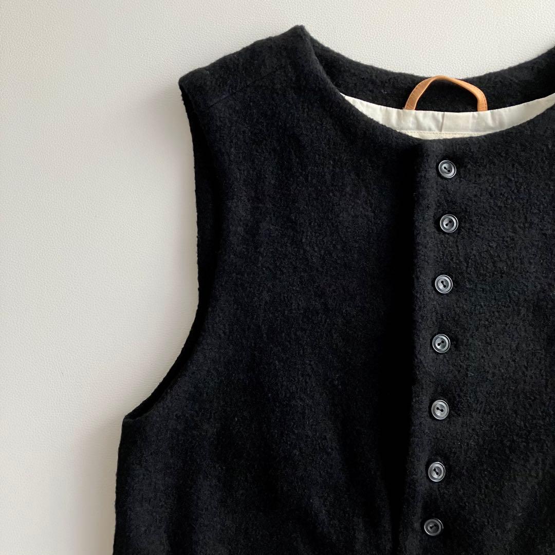 Veritecoeur ヴェリテクール　ベスト　ジレ　 ウール　黒