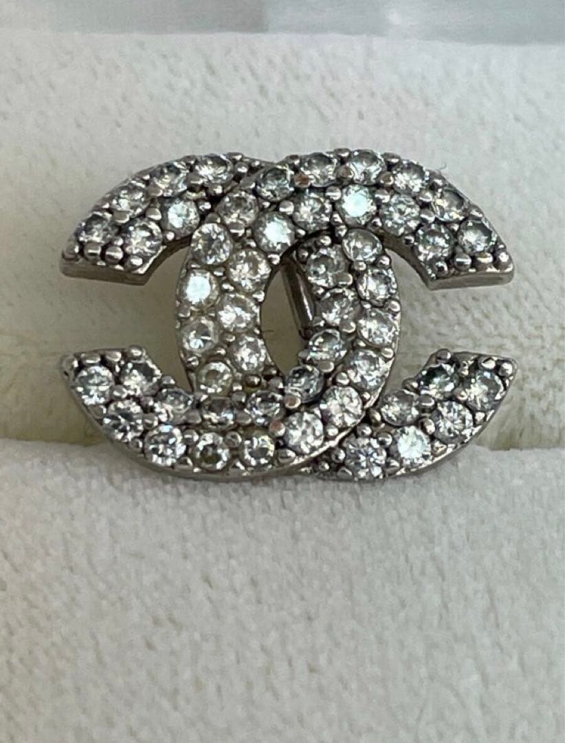 シャネル　ラインストーン　ピアス 片耳のみ