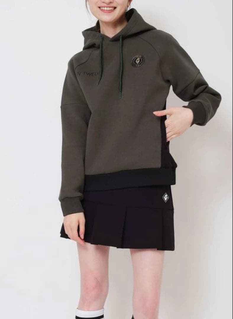 V12 フードスウェット♡レディース♡サイズ1♡カーキ
