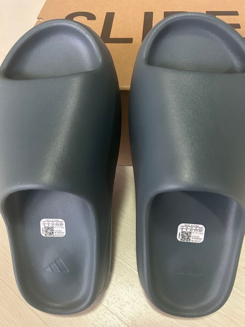 イージースライド　yeezy slide \"Slate Marine\" 27.5