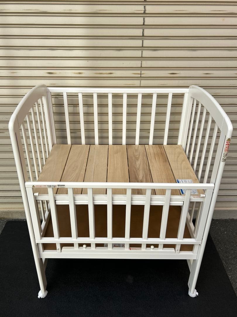 【配達・引取】カトージ　ハイポジションミニベッド アーチ（ホワイト）